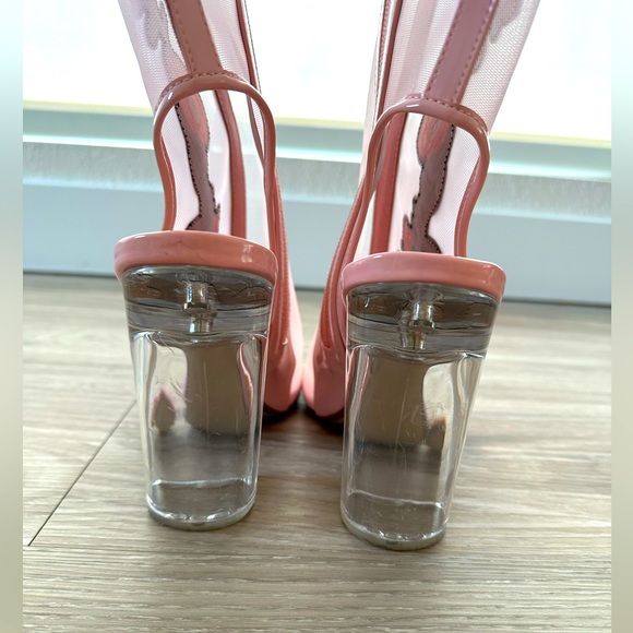 Vintage PINK EMBROIDERED MESH HEELS - Picture 6 of 7